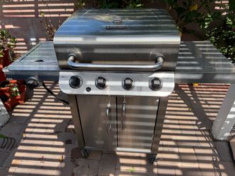 Char-Broil Stainless Steel Gas Grill