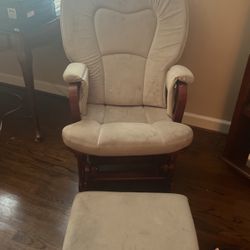 Rocking Chair With Ottoman- Great For Nursery