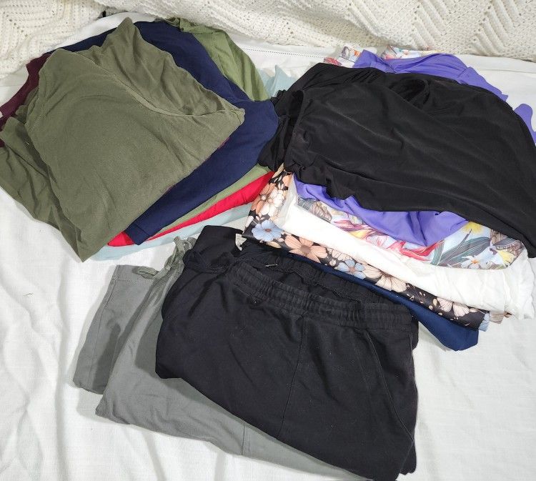 Women's Plus Clothing Bundle - Size 5X