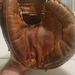 Vintage Rawlings Catchers Glove "HOH-200LTC"