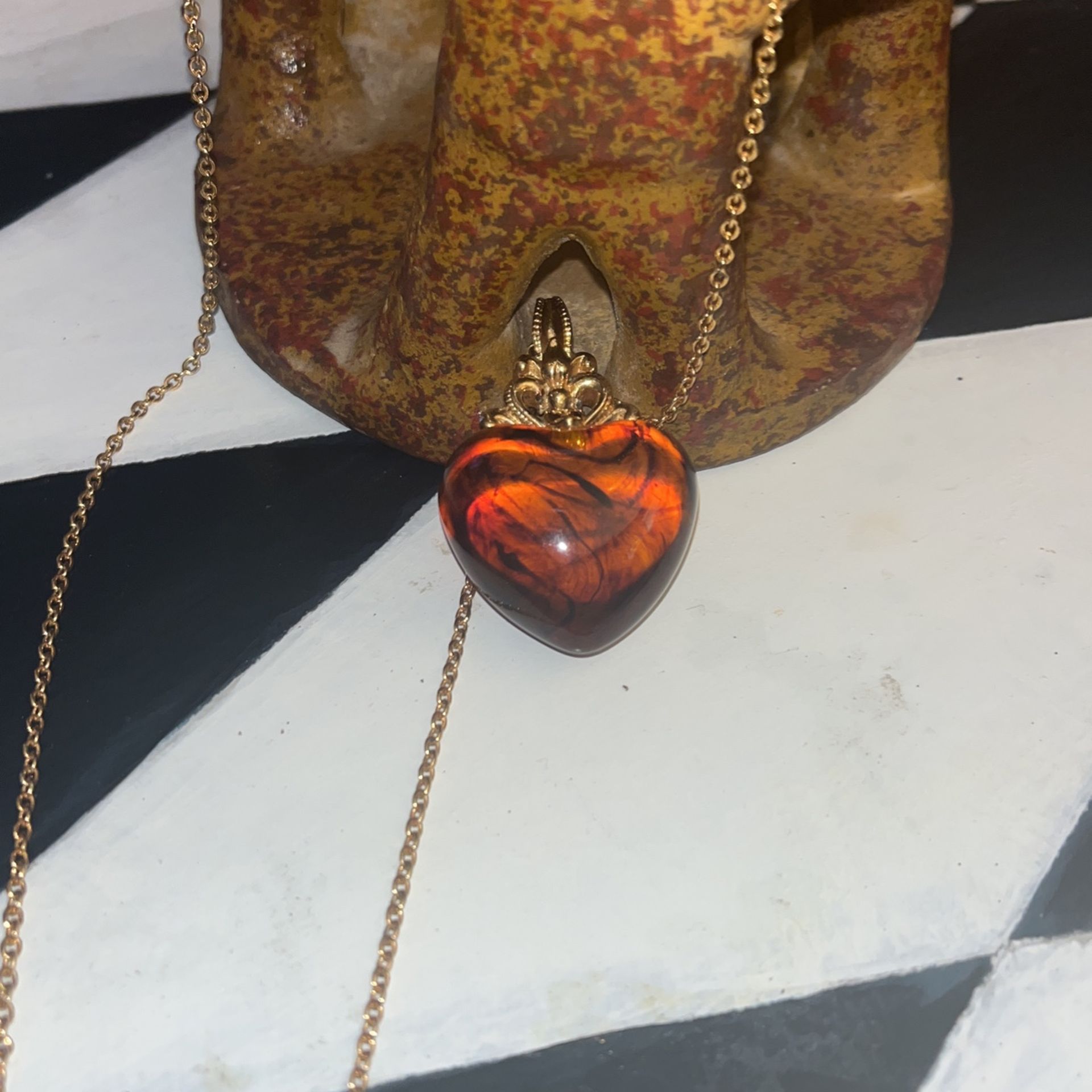 Heart Pendant Amber 