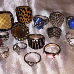 Lot Of 15 Different Unique Rings All Sizes Stones Styles Etc. All In Excellent Condition 