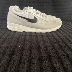 Nike skylon cheap 2 sale