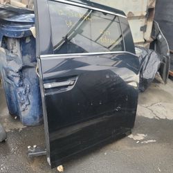 12/15/17 Honda Odyssey Left Rear Sliding Door $550