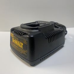 DEWALT CHARGER