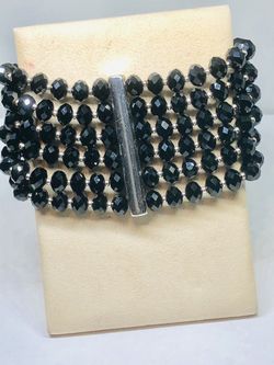 Multilayered bracelet with French black jet beads
