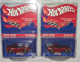 PAIR Hot Wheels Special Edition Corvette C6 Bowling Green 2004 Convention Exclusive