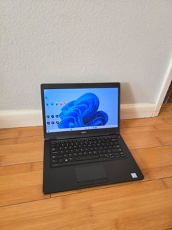 Dell laptop 14 inch fast with Intel i5 8gb ram 256gb also comes with a with charger and 

Runs windows 11 (newest update)
Excellent battery health

Ap