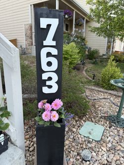 Custom Outdoor Planters, Benches, Yard Signs And More ! 