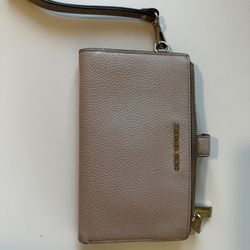 Michael Kors Smartphone Wallet