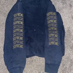 Supreme Hoodie