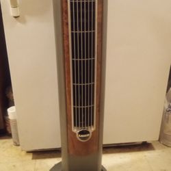 Lasko Tower Fan With Remote WORKS PERFECT 