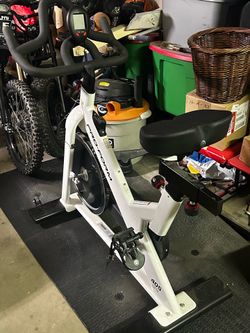 Stationary bike