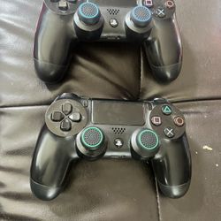 Two PS4 Remote Controllers Sony PlayStation OEM New Joystick Cap Covers