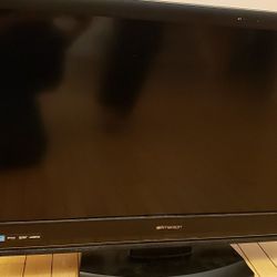 Emerson 32inch TV with Remote and HDMI Cable