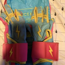 Bruce Bolts Youth Medium 