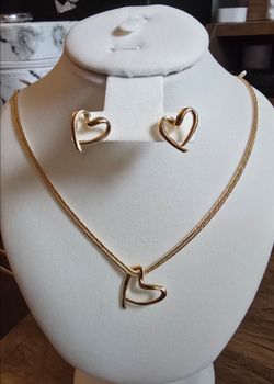 18k Gold Set, Open for layaway