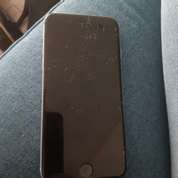 IPhone 6 Cracked But Works