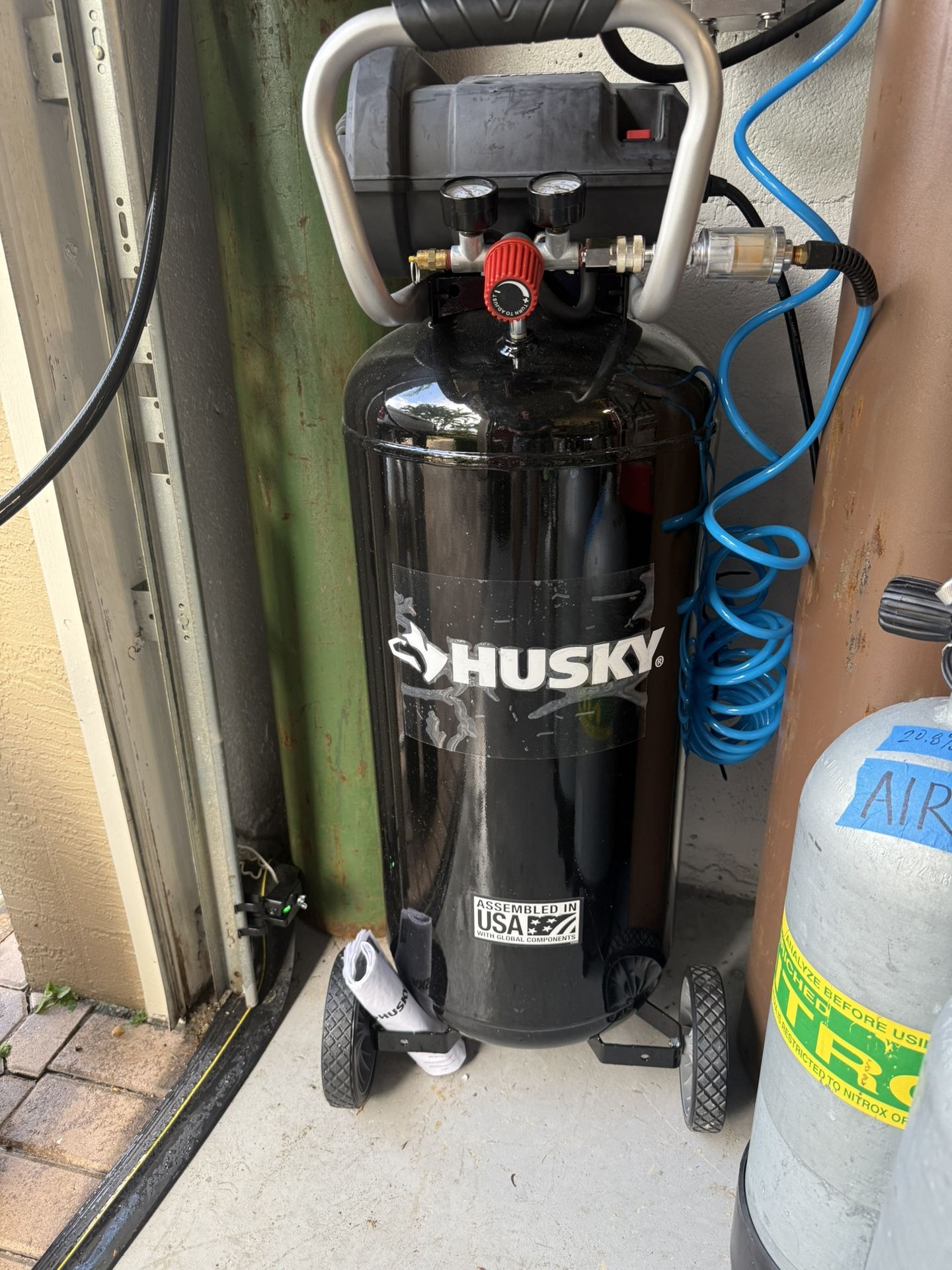 Husky 20gal Compressor