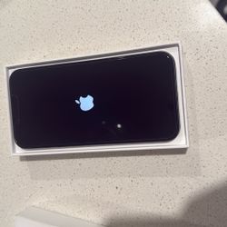 iPhone 16e  Unlocked 