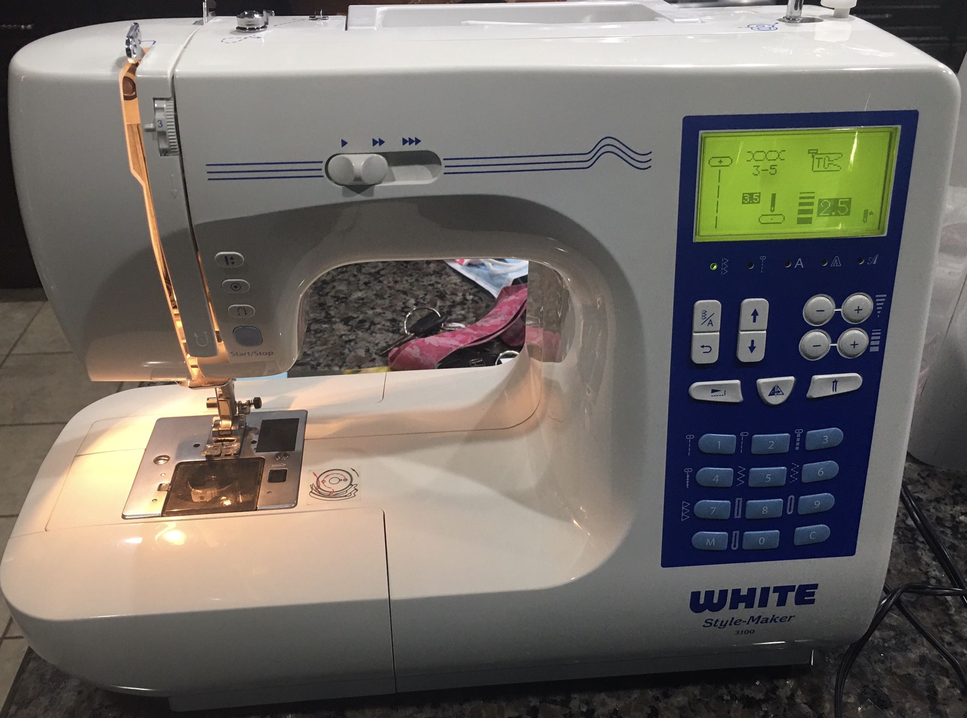 White style-maker 3100 sewing machine