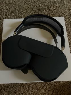 AirPod max headphones