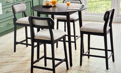 Dinning room table