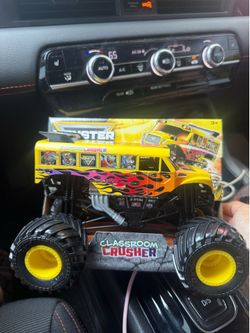 Monster Jam Classroom Crusher 1:24