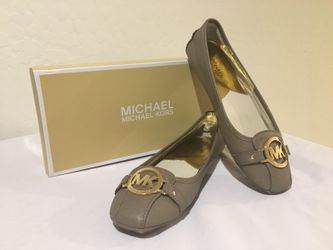 Michael Kors women's shoes size 8