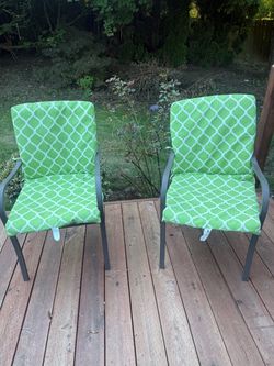 Set of 2 Metal Patio Chairs with Cushions