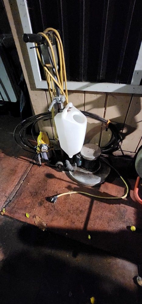 floor scrubber machine 