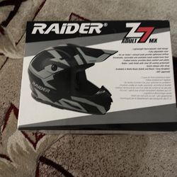 Raider adult helmet L size