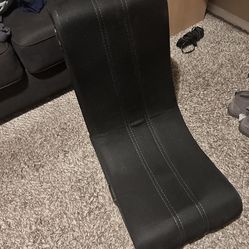 Gamers Chairs / New 20 Ea.