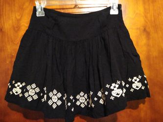 womans twenty one brand skirt