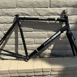 Novara Express Aluminum Frame, XL Hybrid/Flat Bar Road Bicycle/Gravel Bike