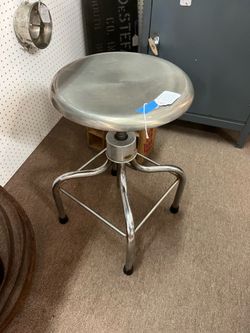 Steeland Chrome Adjustable Stool