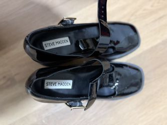 Steve Madden High Oxford Sandals Glossy