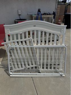 Baby crib Frame