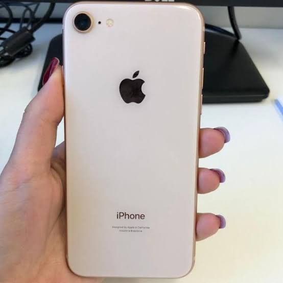 iPhone 8