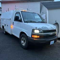 05 Chevy Express 3500
