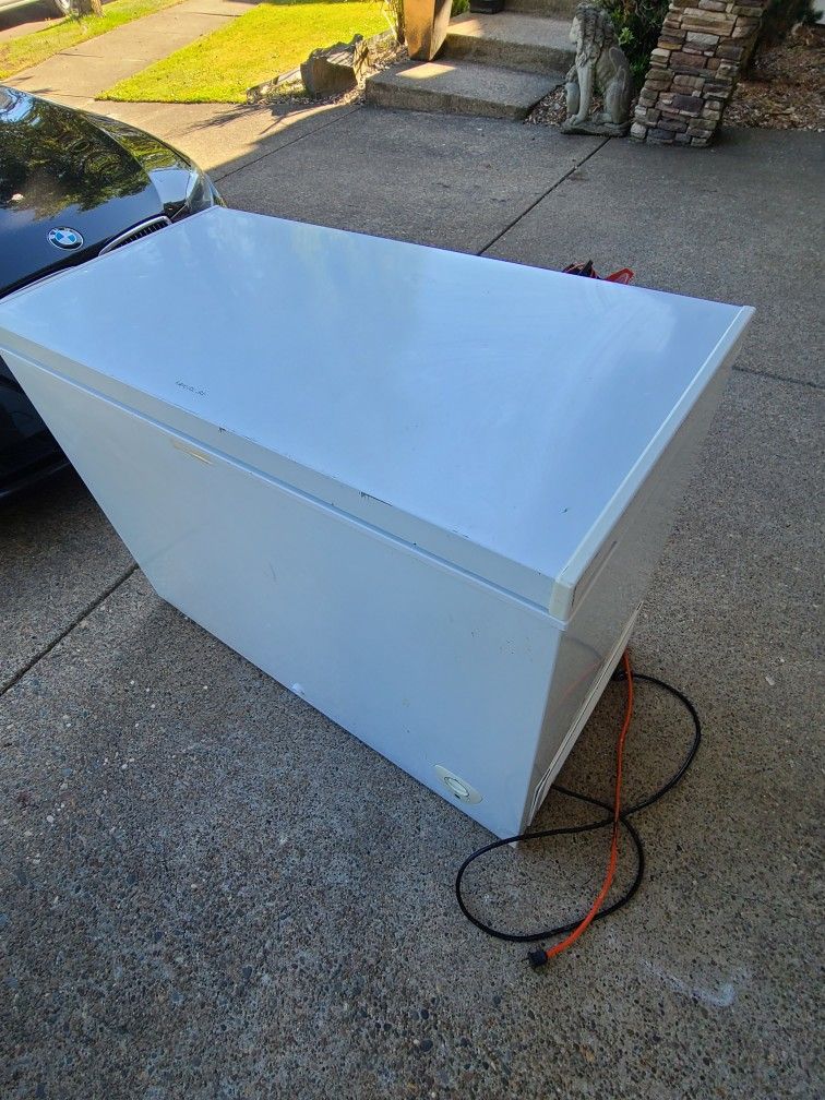 Frigidaire Chest Freezer