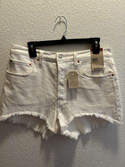 Women 501 Levi Shorts