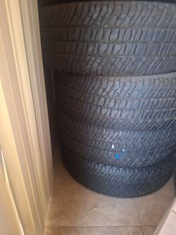 TIRES LT245/75/17