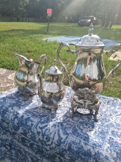 THREE VERY NICE SILVERPLATE PIECES