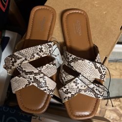 Sandal