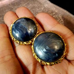Beautiful Vintage Blue Stone Clip-on Earings 