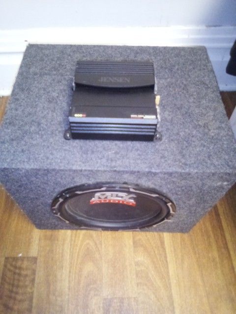 Box Speaker And Amp