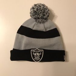 New Era Raiders Cuffed Pom Knit Winter Beanie