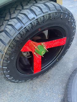 Jeep Wrangler wheels and tires