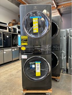 New! Electrolux Electric WashTower